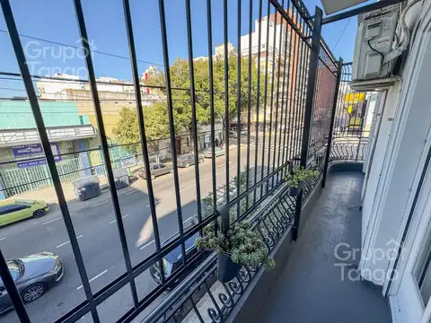 Depto Tipo Casa en Venta 50 años