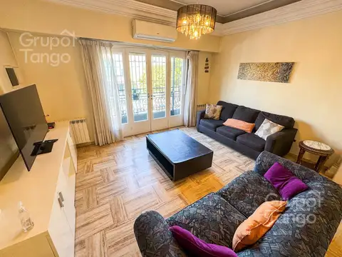 Depto Tipo Casa en Venta de 6 ambientes