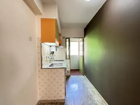 1ero De Mayo 1000, Piso 4