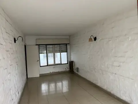 CASA  EN VENTA  BARRIO OBSERVATORIO -  FRENTE  A  TRIBUNALES II