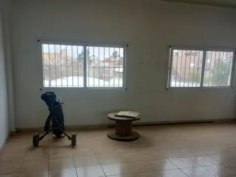 GalpÃ³n - Venta - Argentina, Tres de Febrero - 4 de noviembre 4200