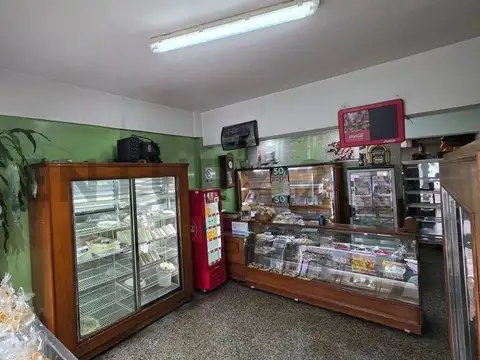 Avenida San Martín 2900, Caseros, Tres de Febrero, Buenos Aires , Piso 0