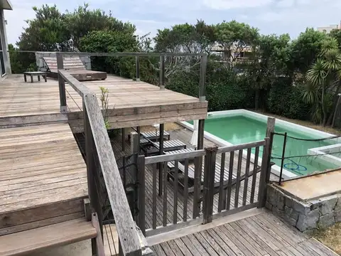 Casa en Alquiler Temporal en Manantiales, USD 85.000