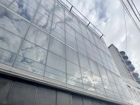 VENTA DE EDIFICIO  CORPORATIVO EN BLOCK DE 4,636 M2 EN PARQUE PATRICIOS