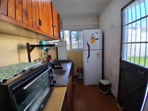 Depto Tipo Casa 2 ambientes con 1 baño