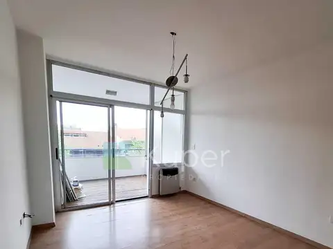 Venta. Depto. de 3 amb. c/cochera. Pileta. San Fernando