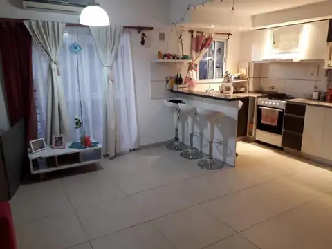 Almirante Brown al 3600  2°