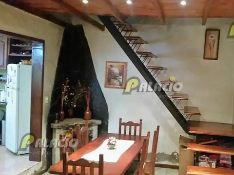 Depto Tipo Casa en Venta de 3 ambientes