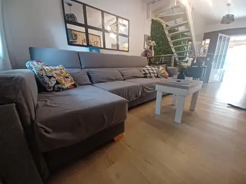 Duplex en venta Canning con Piscina Climatizada