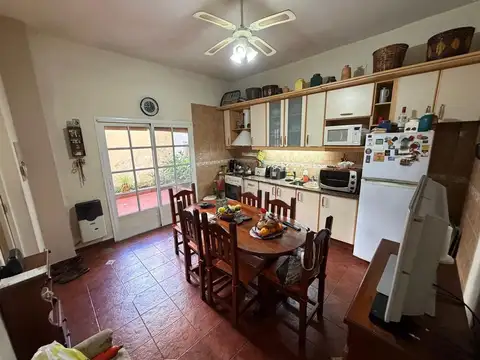 Depto Tipo Casa en Venta de 4 dormitorios
