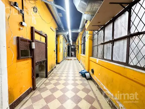 Casa 6 ambientes con 4 baños