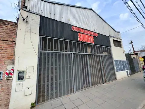 Int. juan Irigoin 1600