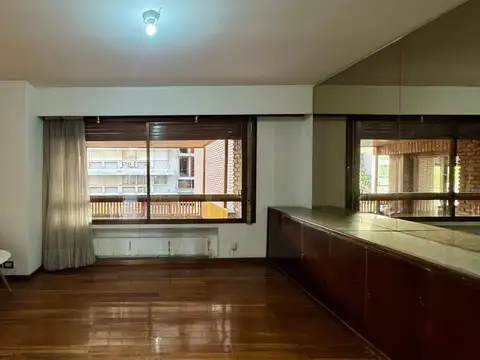 Departamento en Venta de 6 ambientes