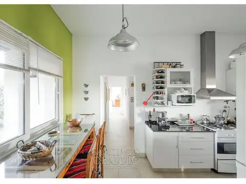 Casa en Venta, 4 ambientes, 232m2 totales en barrio Santa Catalina de Lujan