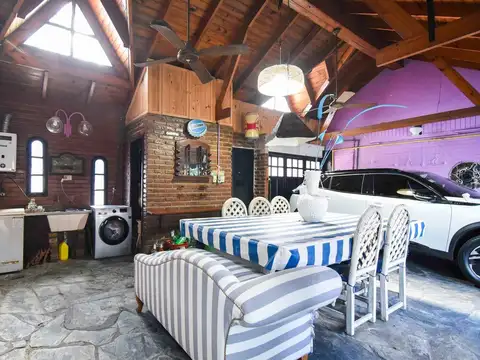 Casa en Venta en Flores, USD 170.000