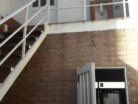 Depto Tipo Casa en Venta de Monoambiente