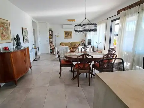 CASA VENTA 4AMB SANTA ELENA PILAR DEL ESTE PILAR