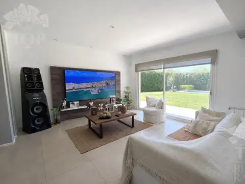 Casa en Venta en Septiembre, USD 379.000