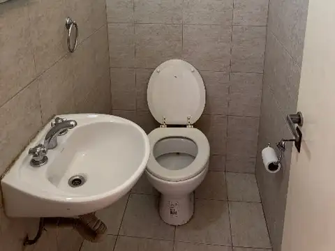 Local en Alquiler Via Púb.