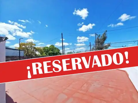 Venta Casa 4 Ambientes con Cochera, Patio y Terraza