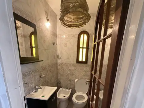 Local ,vivienda y galpon  en venta en San Cristobal