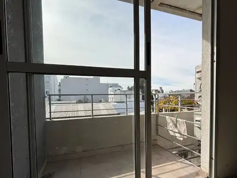 Bahía Blanca 2400, Piso 3