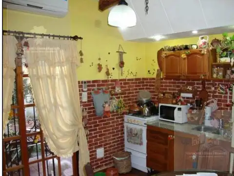Depto Tipo Casa en Venta en Ramos Mejia, USD 115.000