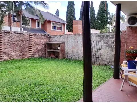 Casa 6 ambientes con 3 baños