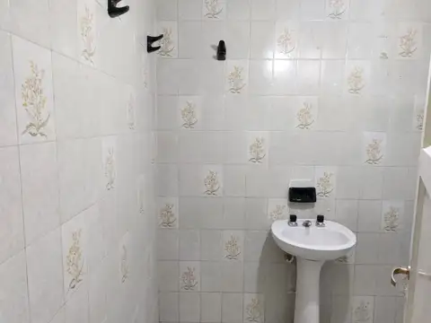 Local en Alquiler en Maipu, $ 1.600.000