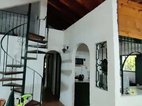 Casa En Venta En  Mapuche 4 Ambientes