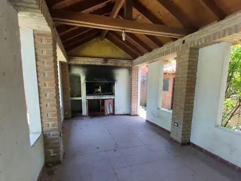 Calle 419 esquina 27 bis 100