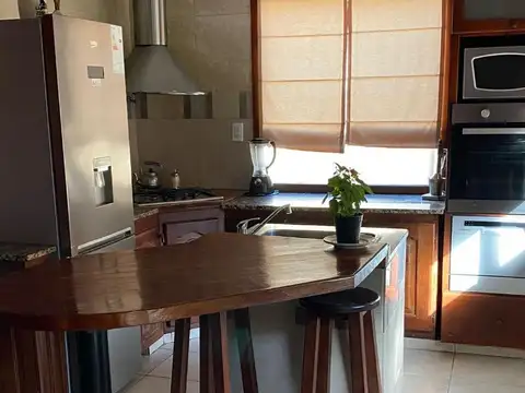 Casa en Alquiler en Barrio Bosque Peralta Ramos, USD 1.200