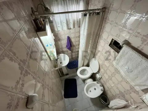 VENTA DE CASA 3 AMBIENTES CON COCHERA, PATIO Y TERRAZA EN MONTE GRANDE