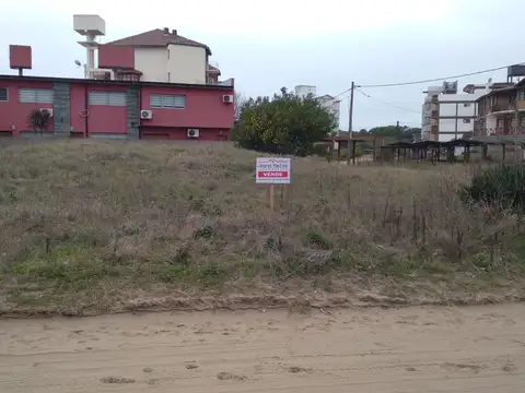 Terreno en Venta en Villa Gesell, USD 135.000