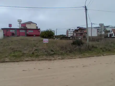 Paseo 148 y avenida 1