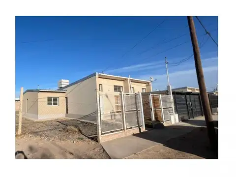 Casa en centenario venta en B° Cooperativa La Ruca