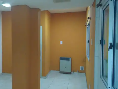 Depto Tipo Casa en Venta en Ramos Mejia, USD 75.000