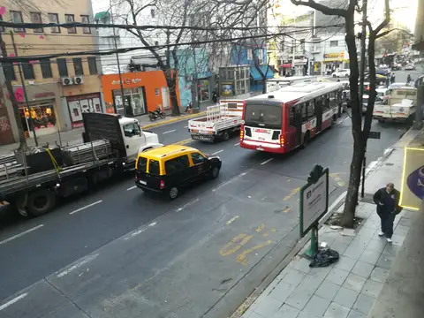 Oficina en venta en Monserrat