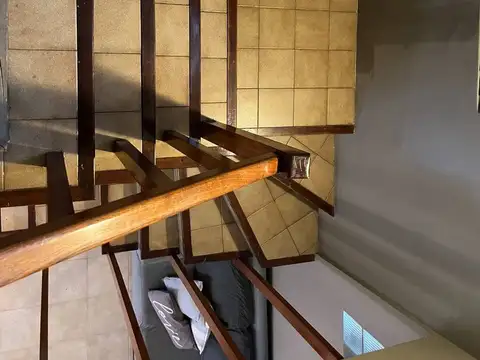 Depto Tipo Casa 4 ambientes con 1 baño