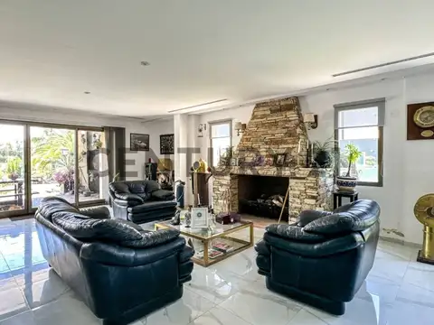 Casa de lujo en alquiler de 10 ambiente en Barrio Nautico San Juan Villanueva, Tigre