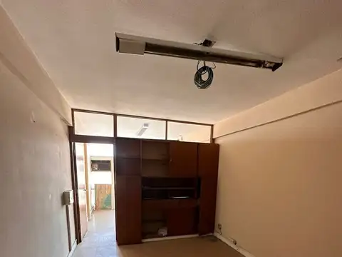 Oficina en Venta 66 años