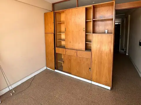 VENTA OFICINA CENTRO ZONA COLON Y GENERAL PAZ