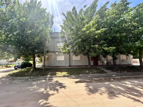 DEPTO 3 AMB. CENTRO- NORTE- 1° PISO A LA CALLE