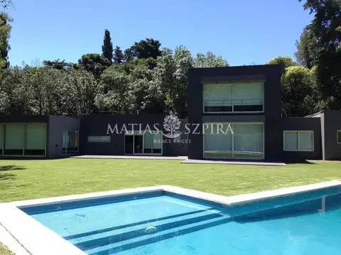 de los Baqueanos 1000