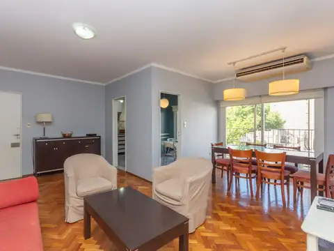 SEMIPISO VENTA  ALMAGRO 4 AMBIENTES CON BALCÓN
