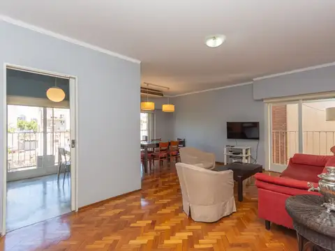 Avenida Belgrano 3700