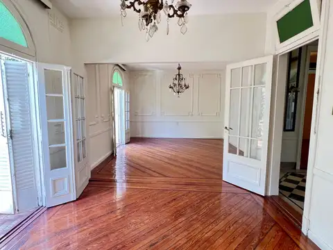 Depto Tipo Casa en Venta de 4 dormitorios