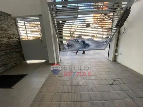 38 entre 11 y 12 800