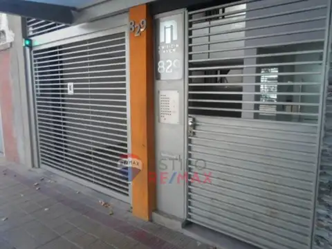 38 entre 11 y 12 800