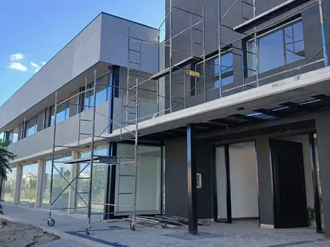 Alquiler oficina/local en Docta Urbanización